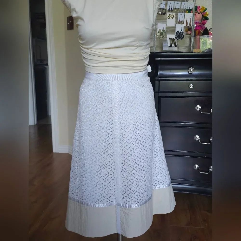 Magaschoni White A-Line Lace Skirt
